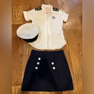 Women’s ship captain costume